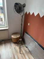 Industriële lamp, Huis en Inrichting, Lampen | Vloerlampen, Ophalen of Verzenden, Zo goed als nieuw