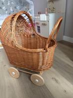 Poppenwagen riet, Ophalen, Zo goed als nieuw, Babypop
