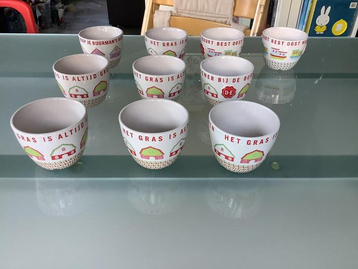 Douwe Egberts burendag mokken  - bekers  - 10 stuks, Huis en Inrichting, Keuken | Servies, Zo goed als nieuw, Kop(pen) en/of Schotel(s)
