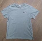 Te koop: Oud groen t-shirt van het merk MELTING STOCKHOLM L, Maat 52/54 (L), Melting stockholm, Ophalen of Verzenden, Zo goed als nieuw