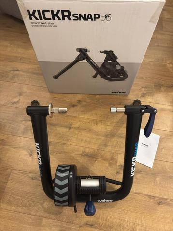 Wahoo KICKR SNAP (As New) + Cadence Sensor & Accessories beschikbaar voor biedingen
