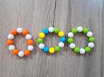 3 armbanden met gekleurde kralen, Ophalen of Verzenden, Zo goed als nieuw, Overige kleuren, Kunststof of Plastic