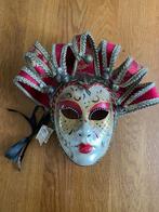Maskers, Ophalen