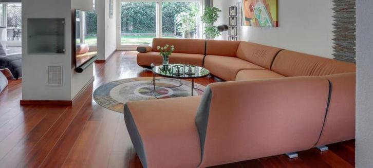 Leolux Elegante bank Guadalupe + 2 poefs.Laagste prijs., Huis en Inrichting, Banken | Complete zithoeken, Zo goed als nieuw, Leer