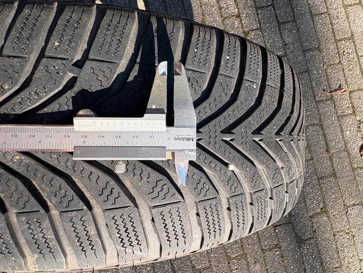 Winterbanden op stalen velg - Renault Captur - 4x100, Auto-onderdelen, Banden en Velgen, Banden en Velgen, Winterbanden, Personenwagen