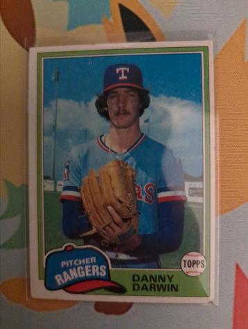 Danny Darwin Topps kaart beschikbaar voor biedingen
