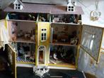 Poppenhuis Incl. Meubels en Poppen Vintage, Ophalen, Gebruikt, Poppenhuis