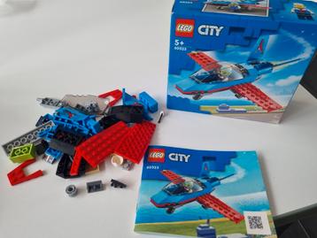Lego City 60323 Stuntvliegtuig - Compleet met Doos & Boekje beschikbaar voor biedingen