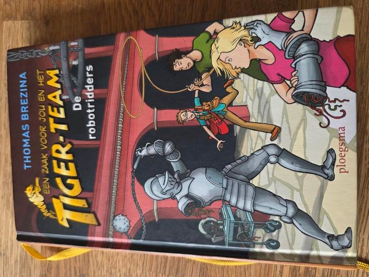 Thomas Brezina - De robotridders, Boeken, Kinderboeken | Jeugd | 10 tot 12 jaar, Zo goed als nieuw, Ophalen of Verzenden