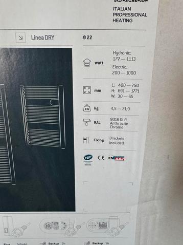 Nieuwe Elektrische Handdoekradiator DL Linea DRY 022 beschikbaar voor biedingen
