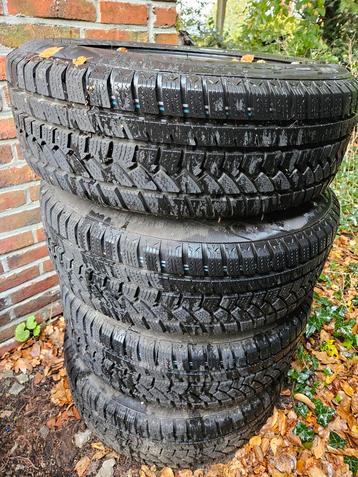Winterbanden met velg beschikbaar voor biedingen