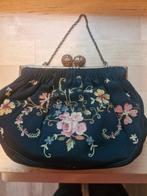 Vintage Tasje met Borduurwerk, Sieraden, Tassen en Uiterlijk, Tassen | Damestassen, Ophalen of Verzenden, Gebruikt, Zwart, Avondtasje