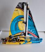 Lego technic racing yacht., Kinderen en Baby's, Speelgoed | Duplo en Lego, Ophalen, Zo goed als nieuw