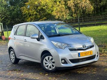 Toyota Verso-S 1.3 VVT-i Aspiration /Automaat/Navi/Camera/ beschikbaar voor biedingen