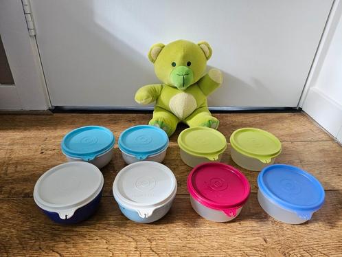 Tupperware gekleurde bakjes met H deksel (R), Huis en Inrichting, Keuken | Tupperware, Nieuw, Bak of Kom, Ophalen of Verzenden