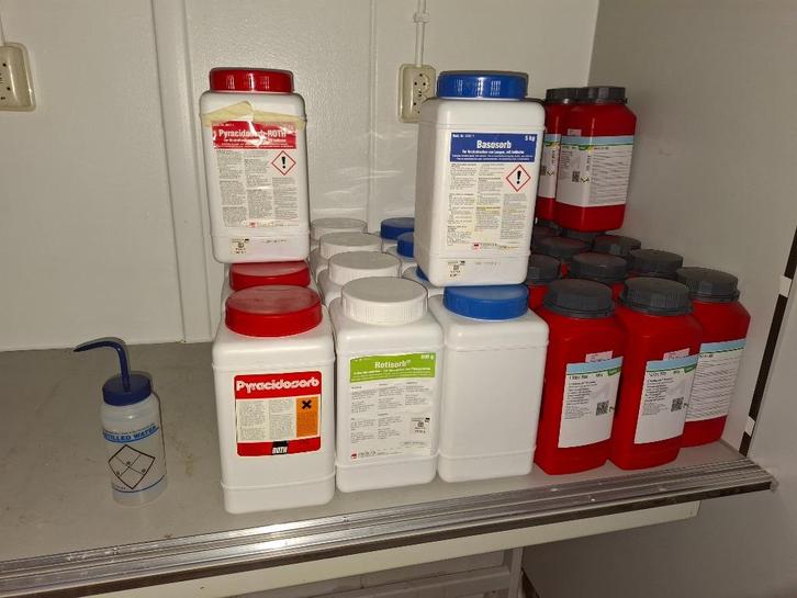 absorptiemiddel absorbent opruimen chemicaliën laboratorium, Hobby en Vrije tijd, Overige Hobby en Vrije tijd, Nieuw, Ophalen