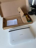 Zycel T-56 dual band wireless 2.5G router + glasvezel router, Computers en Software, Routers en Modems, Ophalen of Verzenden, Zo goed als nieuw