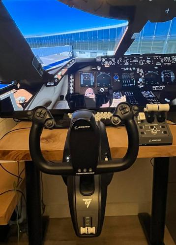 TE KOOP: Thrustmaster Yoke Pack Boeing Edition beschikbaar voor biedingen