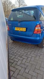 Mercedes-Benz A-Klasse 1.6 A160 Classic 1998 Blauw, Auto's, Mercedes-Benz, Voorwielaandrijving, Stof, 40 €/maand, 4 cilinders