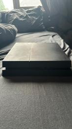 Ps4 pro plus 4 games en een playstation camera v2, Spelcomputers en Games, 1 speler, Ophalen of Verzenden, Zo goed als nieuw, Vanaf 3 jaar
