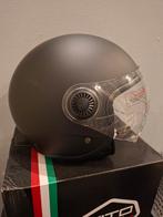 Helm Maat S - Zwart, Fietsen en Brommers, Brommerhelmen, Ophalen of Verzenden, Zo goed als nieuw, Small, Vito