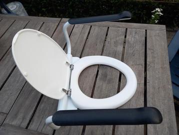 Etac Supporter, toiletbril met armsteunen  beschikbaar voor biedingen