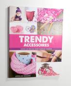 Hobbyboek M4038: Trendy accessoires Haken en Breien 15+, Ophalen of Verzenden, Gebruikt, Breien of Haken, Patroon of Boek