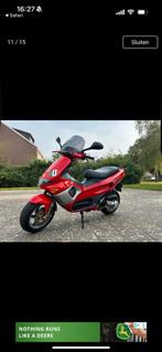 Gilera runner gezocht ! Ruilen voor mijn zip iget 2018, Fietsen en Brommers, Scooters | Piaggio, Ophalen, Zo goed als nieuw, Zip