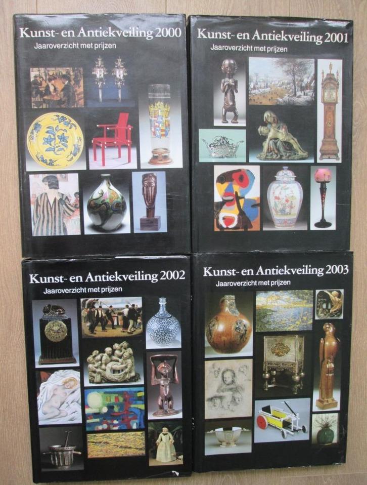 4 x Kunst- en Antiekveiling 2000 t & m 2003 Jaaroverzicht, Antiek en Kunst, Antiek | Boeken en Bijbels, Ophalen of Verzenden