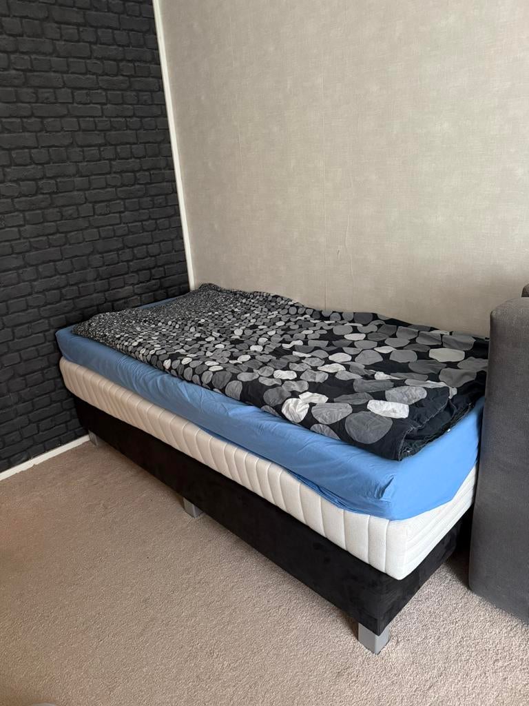 Boxspring 1 persoons, Huis en Inrichting, Slaapkamer | Boxsprings, Ophalen of Verzenden, Zo goed als nieuw, Eenpersoons, 90 cm