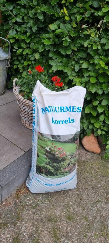 natuurmest, organische mest 25 kg  beschikbaar voor biedingen