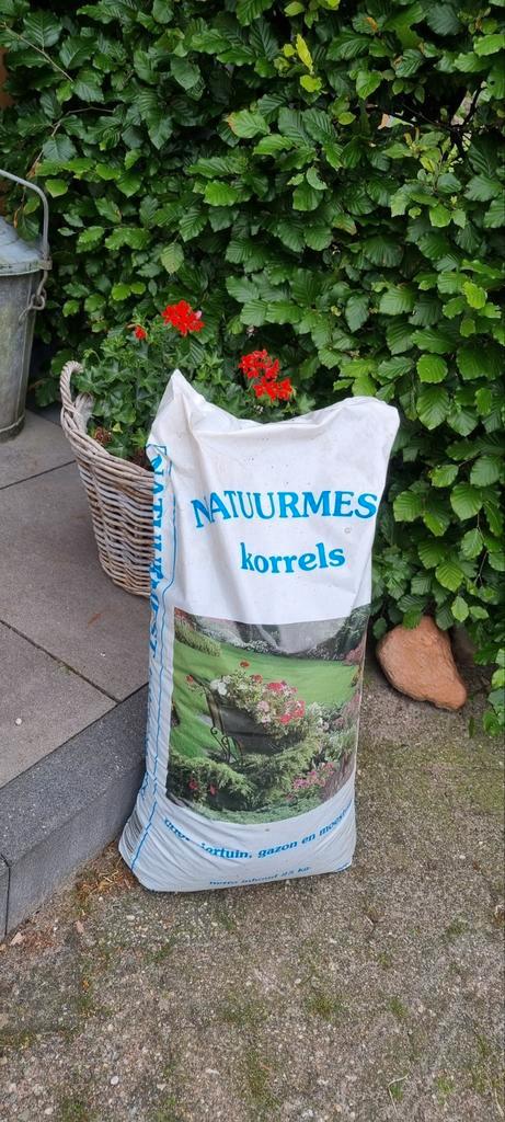 natuurmest, organische mest 25 kg, Tuin en Terras, Aarde en Mest, Kunstmest, Ophalen of Verzenden