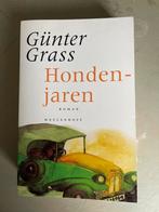 Günter Grass - Hondenjaren (Roman), Ophalen of Verzenden, Gelezen, Nederland