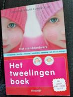 Het tweelingen boek, Boeken, Zwangerschap en Opvoeding, Ophalen of Verzenden, Zo goed als nieuw