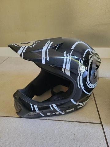 Helm Mountainbike  beschikbaar voor biedingen