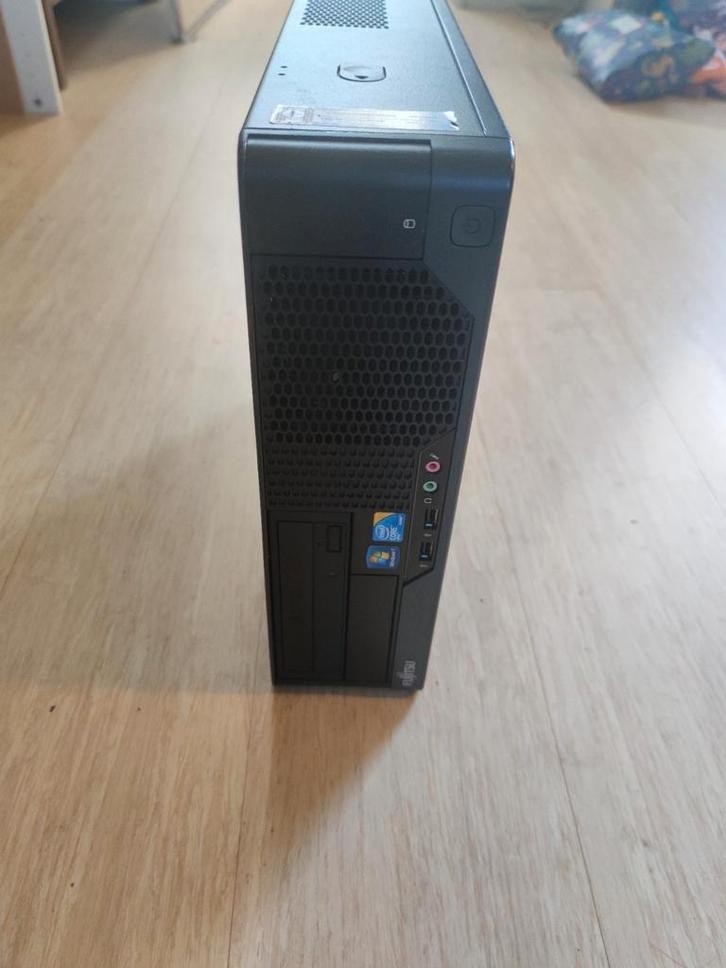 Fujitsu Computer, Computers en Software, Desktop Pc's, Gebruikt, Onbekend, HDD, Minder dan 4 GB, Ophalen