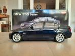 Bmw 330i e90 sedan Navy blue kyosho 1/18, Hobby en Vrije tijd, Ophalen of Verzenden, Zo goed als nieuw, Auto, Kyosho