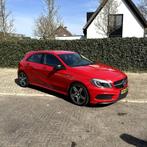Mercedes-Benz A-Klasse A250 2L Sport Automaat 2013 Rood, Auto's, 730 kg, 74 €/maand, Zwart, 4 cilinders