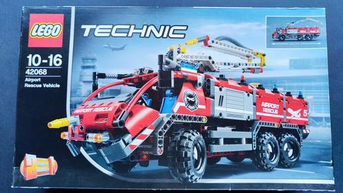 LEGO TECHNIC 42068 AIRPORT RESCUE VEHICLE (2017) NEW, Kinderen en Baby's, Speelgoed | Duplo en Lego, Nieuw, Lego, Complete set