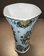 Delfts Polychroom vaas, Antiek en Kunst, Antiek | Vazen, Ophalen of Verzenden