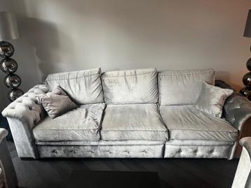 Bank en stoelen lichtgrijs  beschikbaar voor biedingen