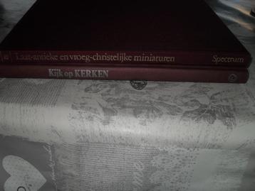 BOEKEN LAAT-ANTIEKE MINIATUREN + KIJK OP KERKEN. beschikbaar voor biedingen