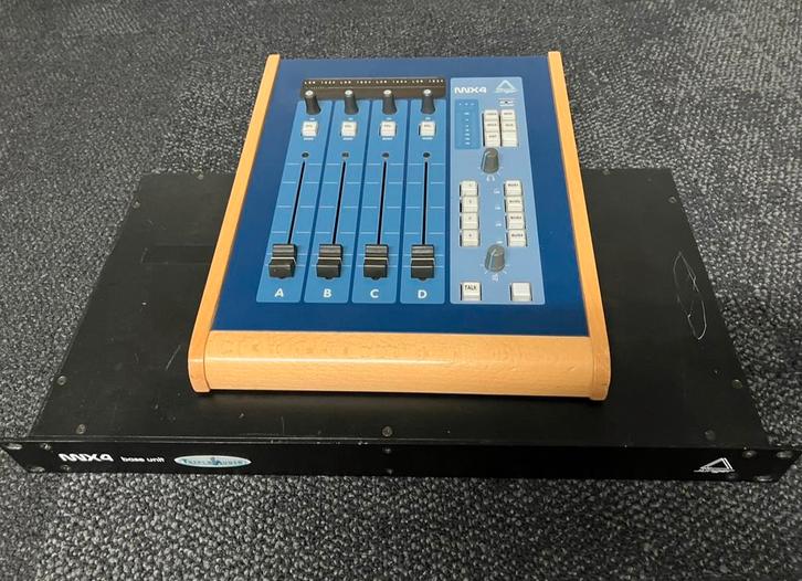 Junger Audio MIX4 digitaal broadcast/productie mengpaneel, Muziek en Instrumenten, Mengpanelen, Gebruikt, 10 tot 20 kanalen, Microfooningang