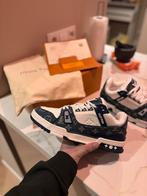 Louis Vuitton Denim Trainers - Blauw Monogram, Blauw, Nieuw, Ophalen of Verzenden, Sneakers of Gympen