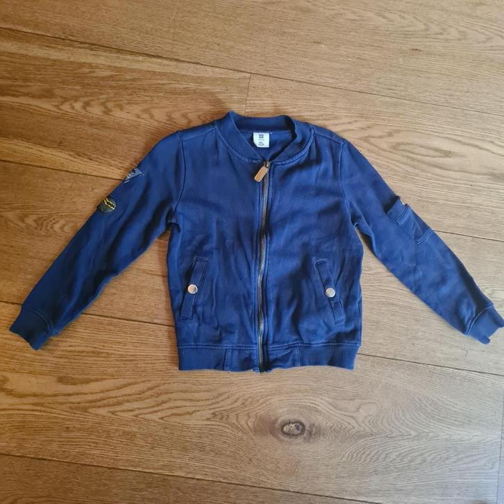 Donker blauw vest van Hema maat 110-116., Kinderen en Baby's, Kinderkleding | Maat 110, Gebruikt, Jongen, Trui of Vest, Ophalen of Verzenden