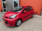 Toyota Aygo 1.0 VVT-i Aspiration 5 DEURS KM NAP AIRCO, Voorwielaandrijving, Euro 5, Stof, Gebruikt