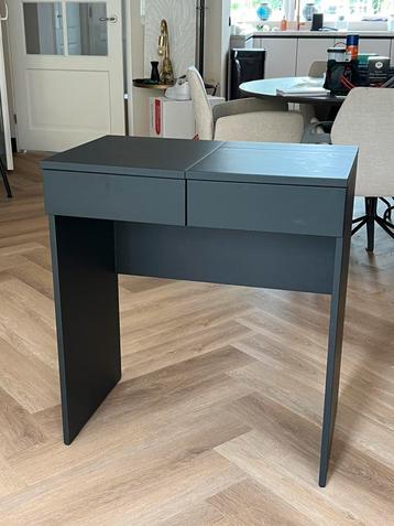 Kaptafel Ikea (Brimnes zwart) beschikbaar voor biedingen