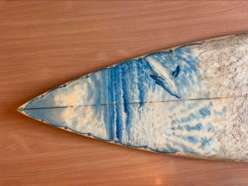 Byrning spears fishtail handshaped surfboard by Allan Byrne beschikbaar voor biedingen