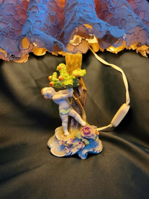 capodimonte vintage tafellamp, Antiek en Kunst, Antiek | Lampen, Ophalen of Verzenden