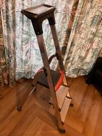 Altrex trap. Huishoudtrap 1x3 treden, Doe-het-zelf en Verbouw, Ladders en Trappen, Ophalen of Verzenden, Zo goed als nieuw, Trap